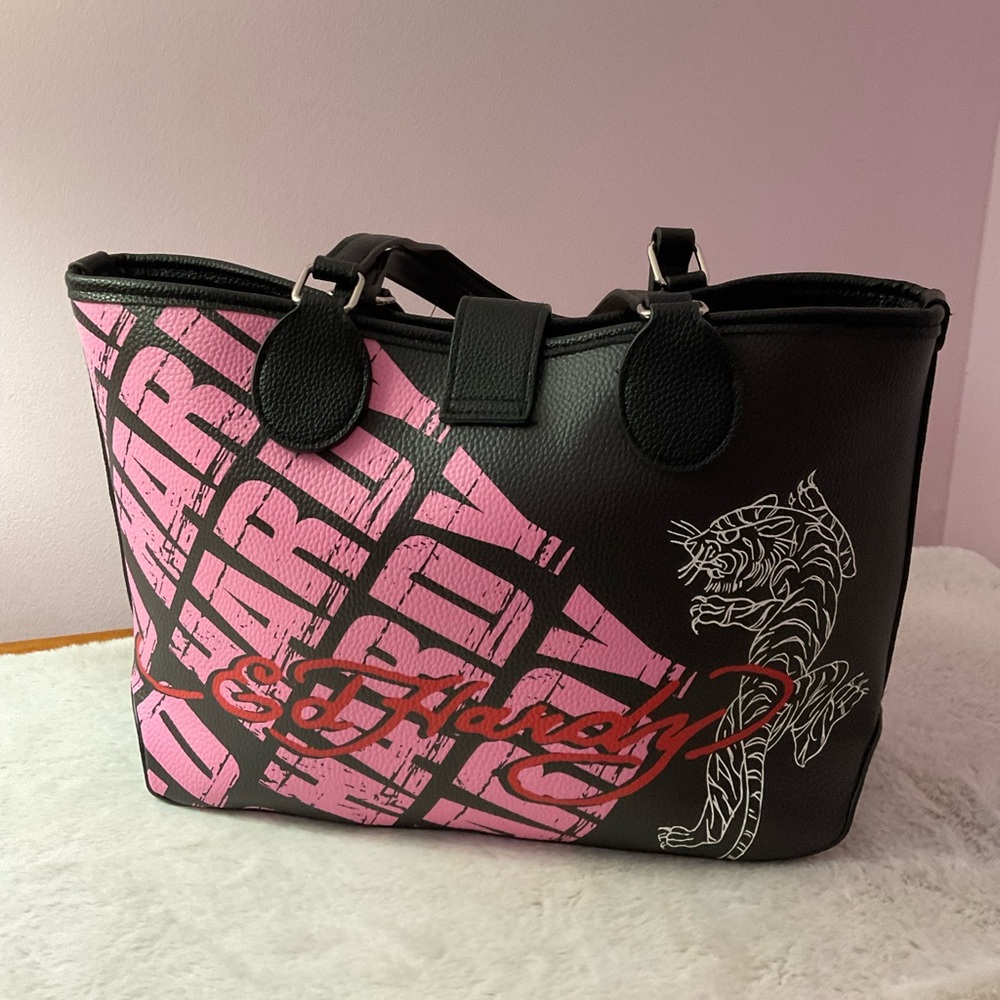 Ed Hardy tote with roses 🌹